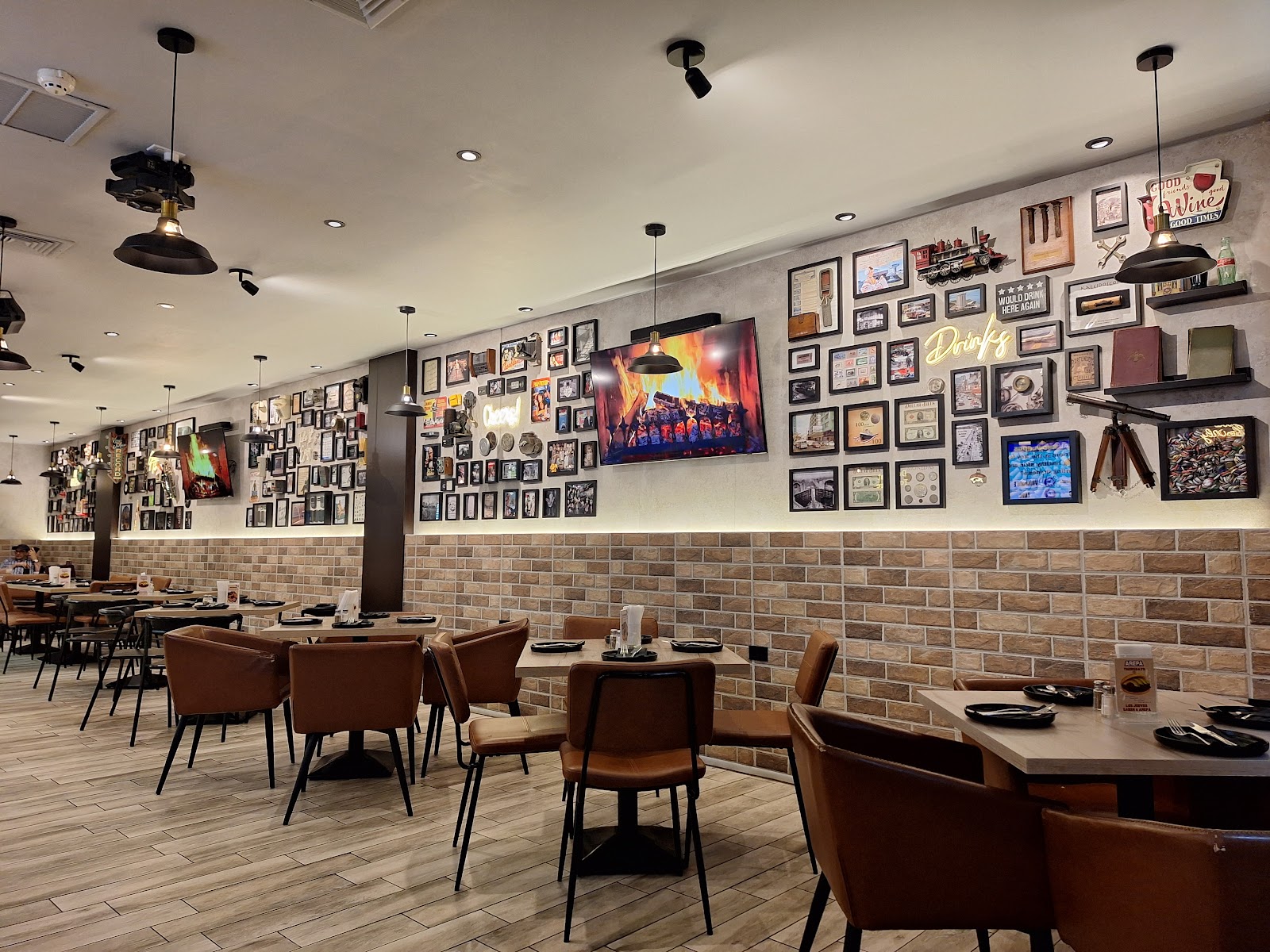 Fuego Bar & Bistro