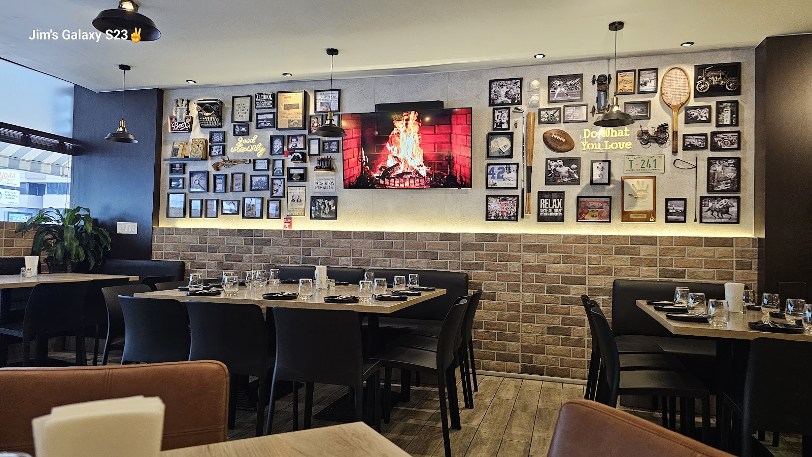 Fuego Bar & Bistro